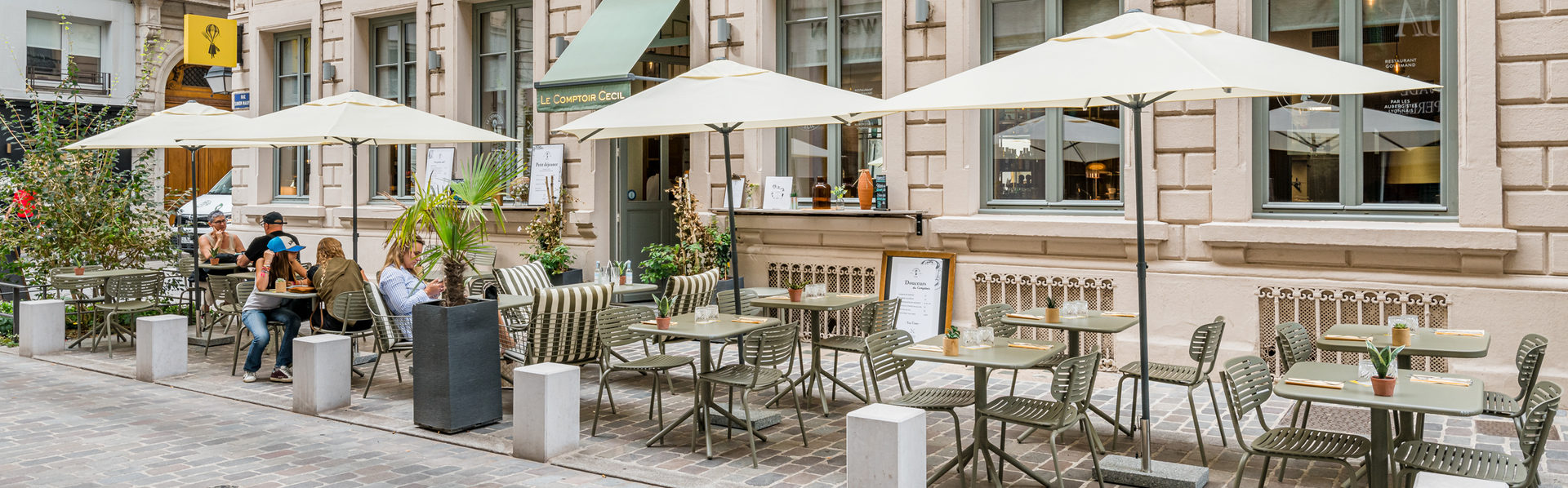 terrasse lyon bellecour  e1742806559354